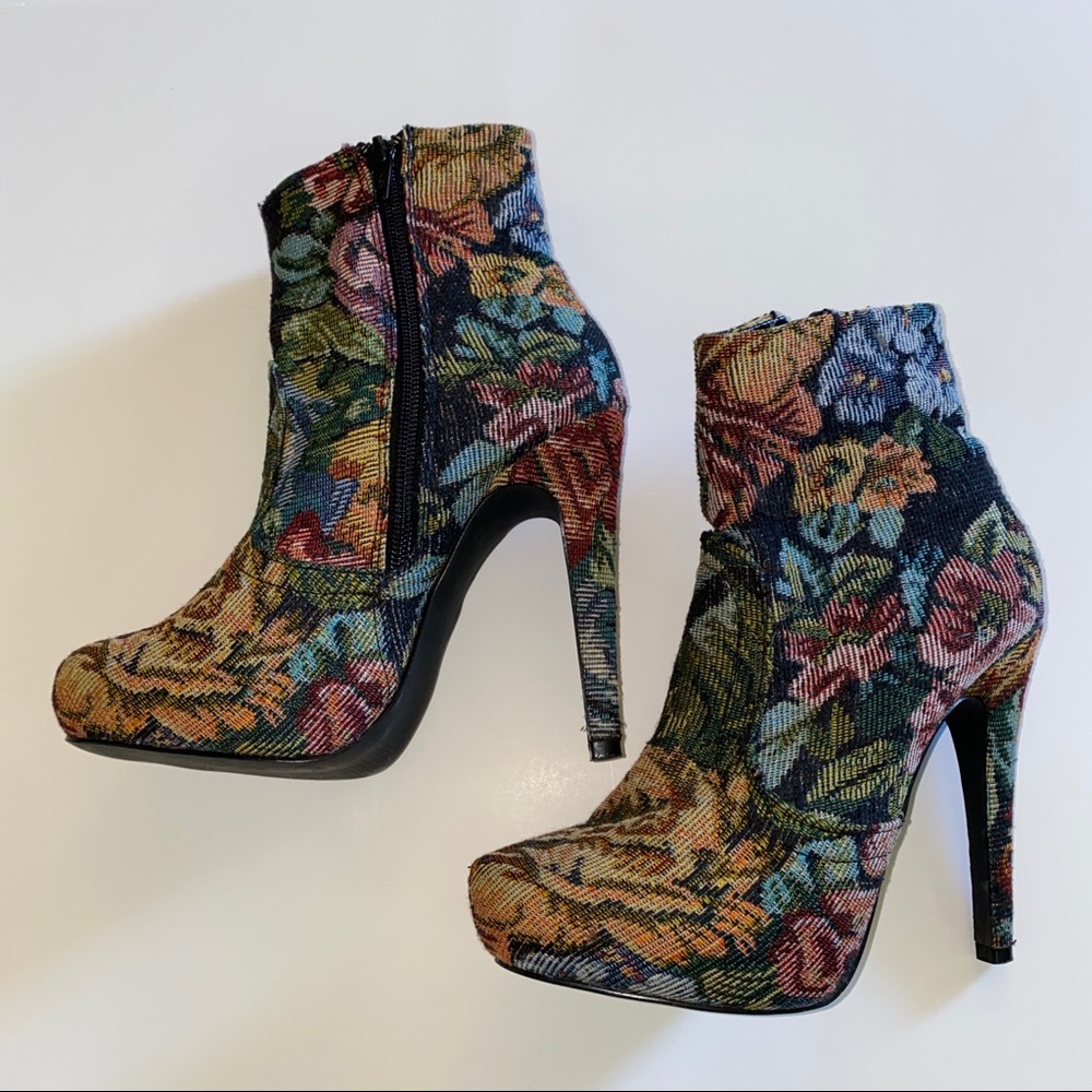 Diba Corduroy Booties